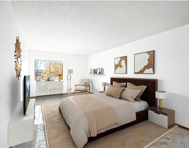 Building Photo - NOVEMBER MOVE-IN SPECIAL for qualified applicants $400 off 1 month's rent; AVAILABLE NOW - Gorgeo...