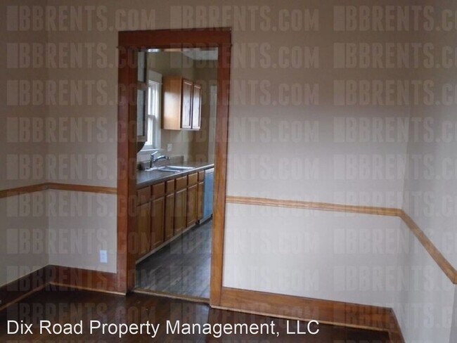 Building Photo - 3 br, 1 bath House - 140 East Norman Avenue,
