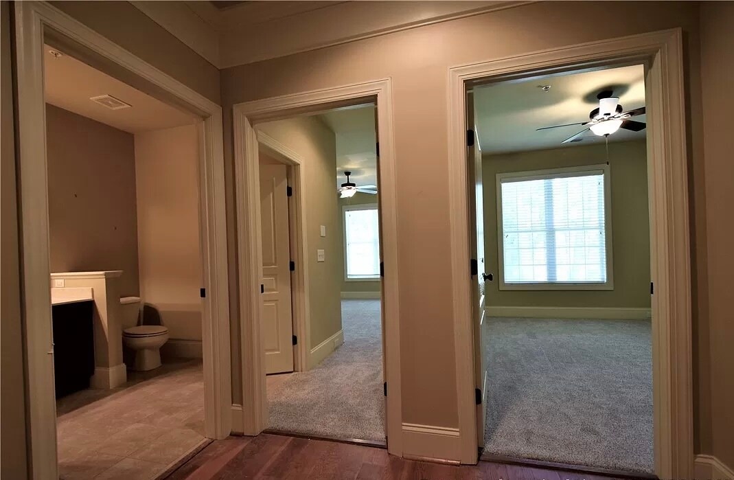 Bathroom, Bedroom 2 & 3 - 3314 Starboard Way