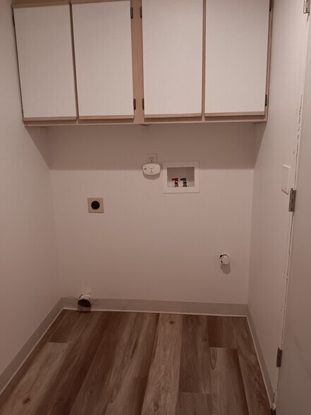 Utility Room - 393 Shamrock St