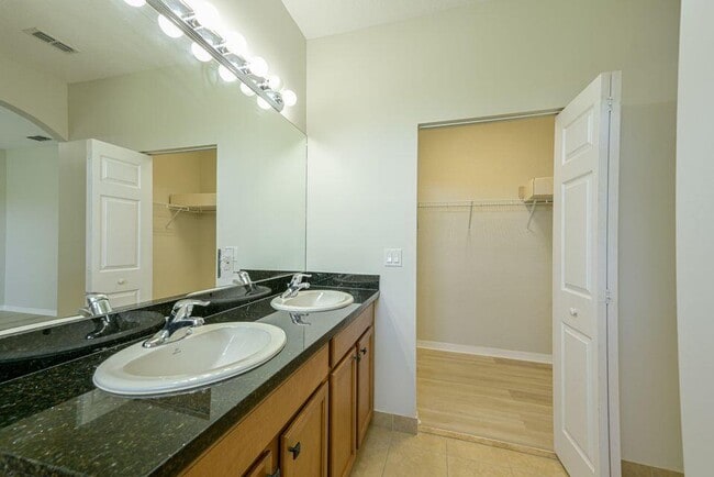 Building Photo - 297 Lake Monterey Cir