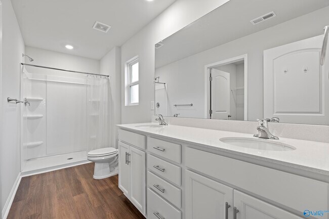 Building Photo - 153 Ozy Dr