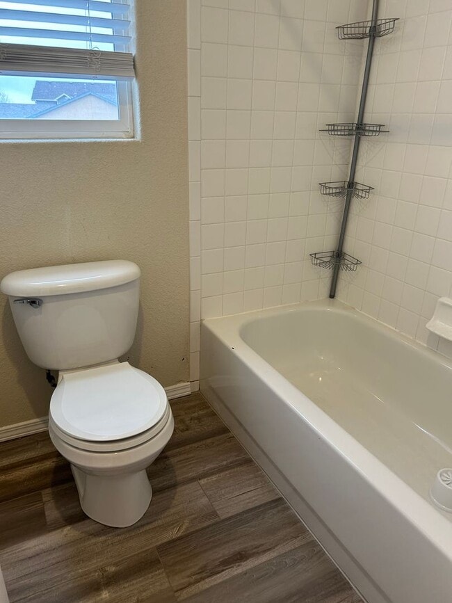 Building Photo - Beautiful Stetson Hills 3 Bedroom