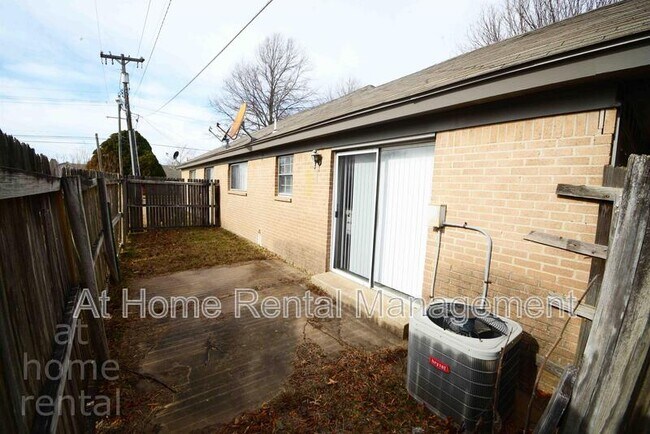 Building Photo - 4716 S Fulton Pl