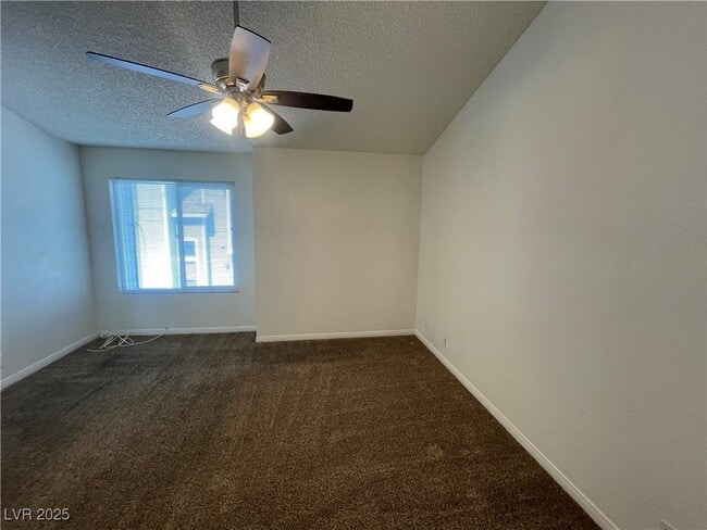 Building Photo - 3241 Symphony Dr