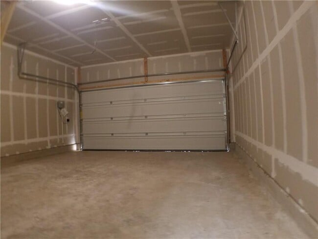 Building Photo - 15016 Harkness Pass