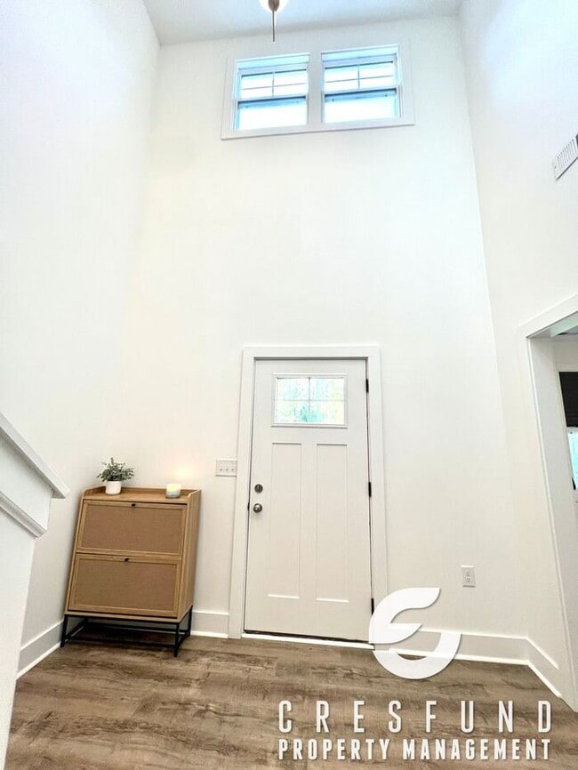 Building Photo - Close to FORT BRAGG - PRICE JUST REDUCED t...
