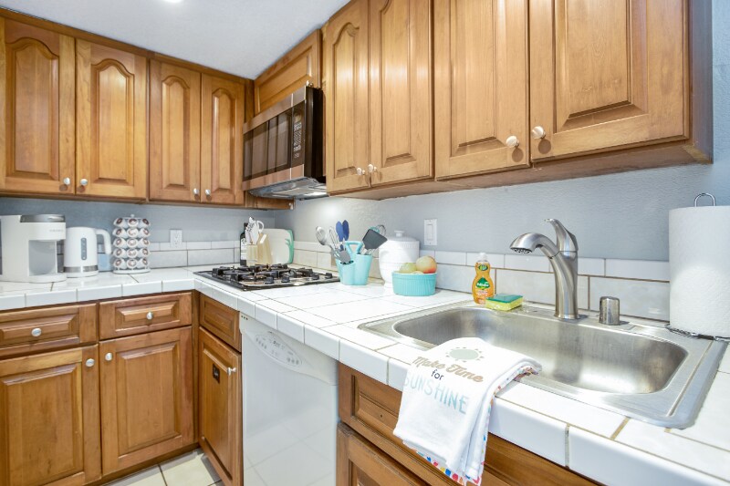 Building Photo - 247 N Sandpiper Cir