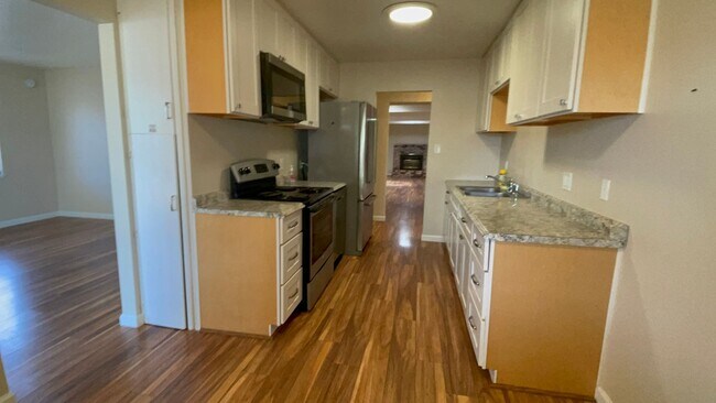Building Photo - Beautiful Vallejo Home