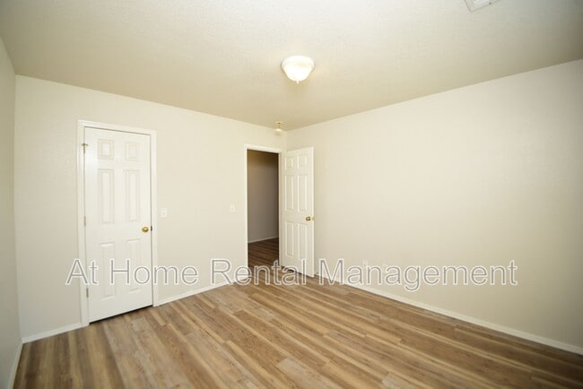 Building Photo - 11255 S 105th E Ave