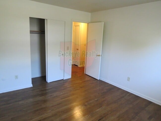 Building Photo - 1147 Mccarley Dr E Columbus, OH 43228