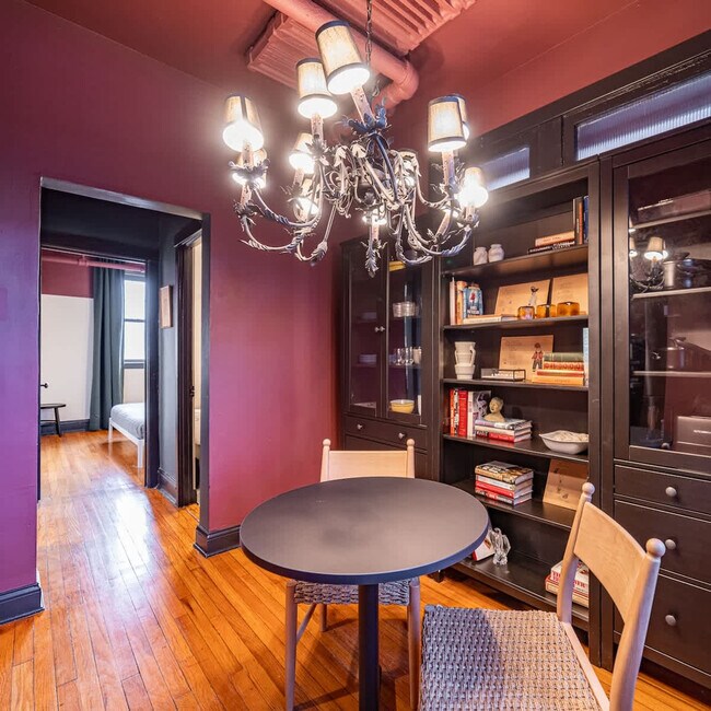 Building Photo - 1202 W Eddy St