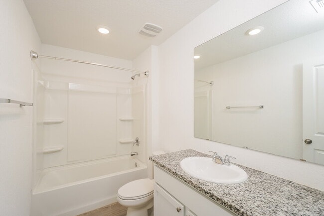 Building Photo - 14711 Brandy Brk