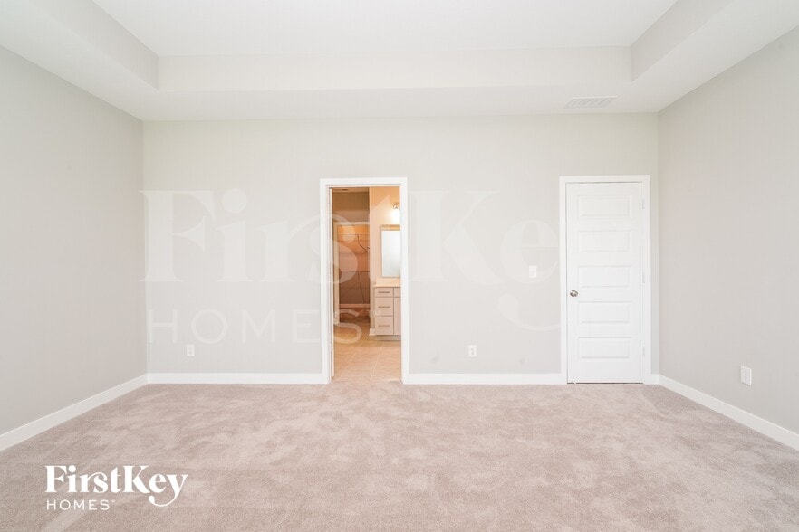 Building Photo - 3602 Chalmers Dr