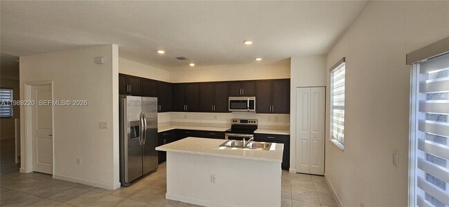 Building Photo - 28708 SW 134th Ct