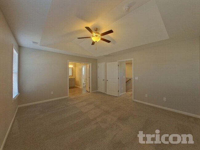 Building Photo - 214 Pilcher Dr