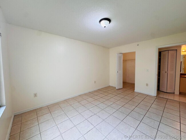 Building Photo - 4271 San Marino Blvd