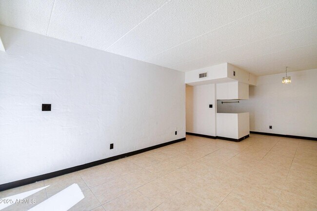 Building Photo - 3416 N 44th St