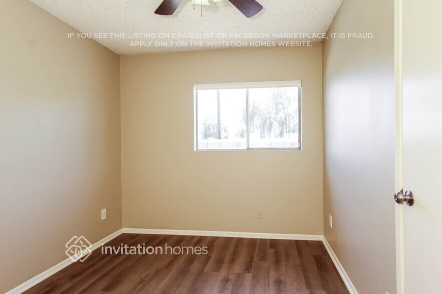 Building Photo - 8422 N 42nd Dr