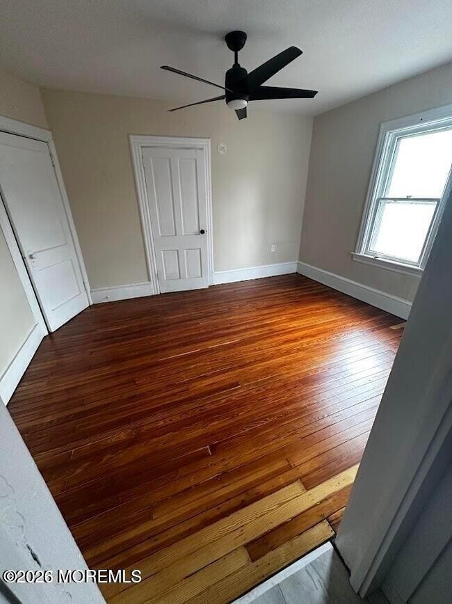 Building Photo - 608 Park Pl Ave