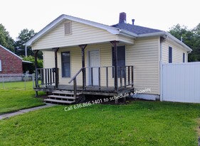 Building Photo - 2015 N 3rd St