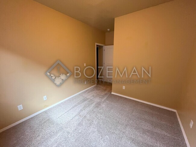 Building Photo - 270 Pond Lily Dr
