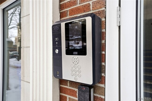 Building Photo - 40 North St