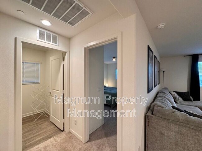 Building Photo - 30411 Ridgecrest Rd