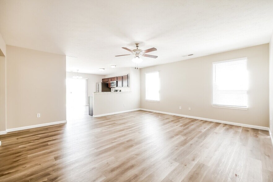 Building Photo - 6439 Emerald Springs Dr