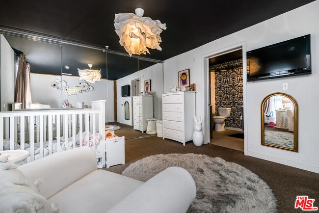 Building Photo - 4215 Glencoe Ave