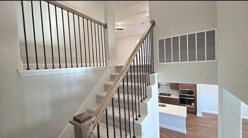 Building Photo - 3017 Burwick Ln