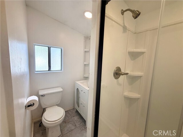 Building Photo - 460 S Mott St