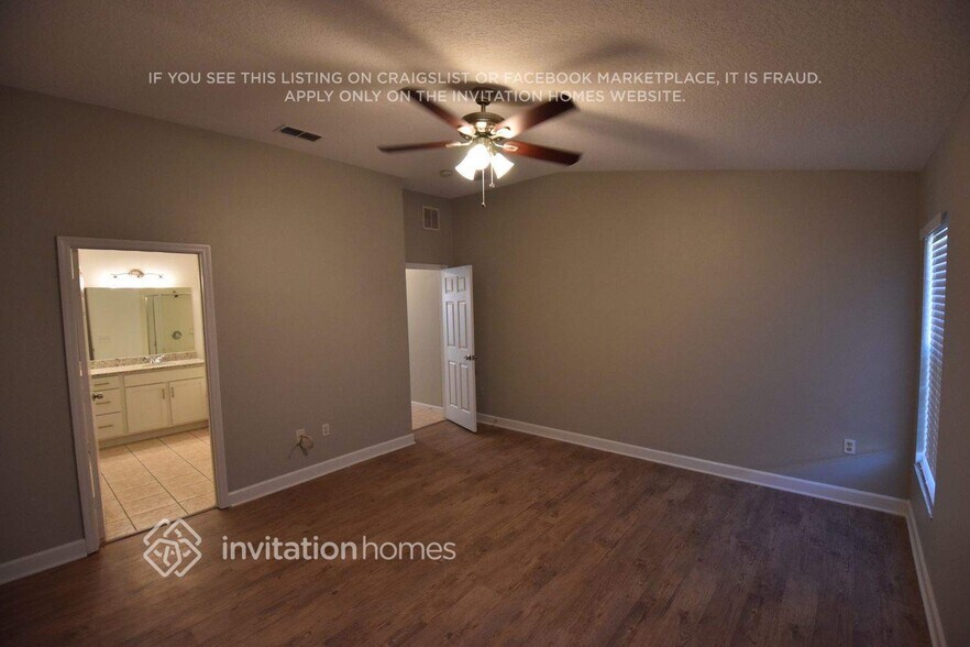 Building Photo - 1175 Snug Harbor Dr