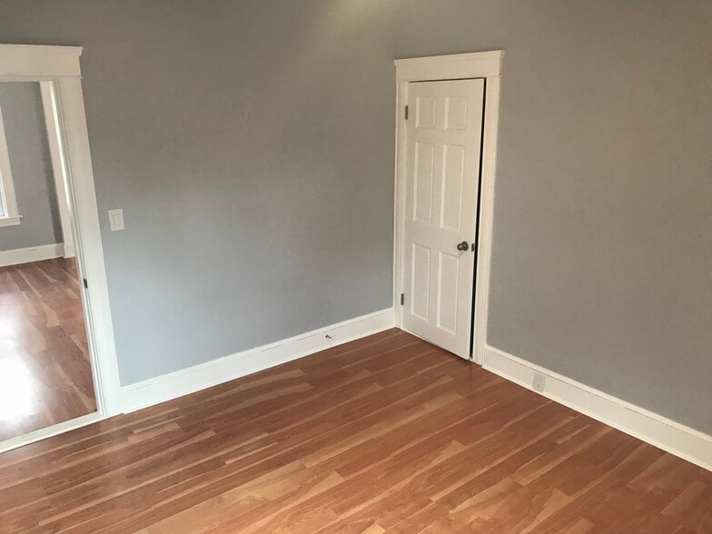 Building Photo - 107 Reservoir Ave