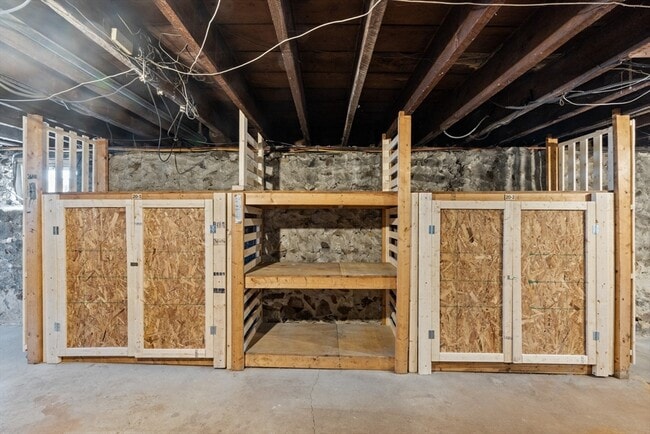 Building Photo - 20-22 Sumner St