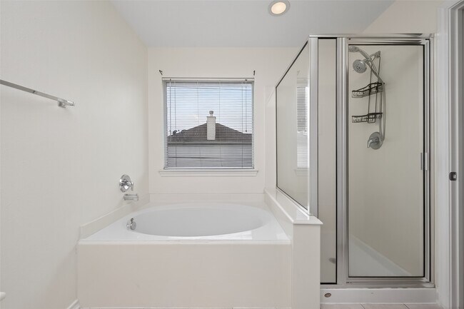 Building Photo - 6127 Morningshire Ln