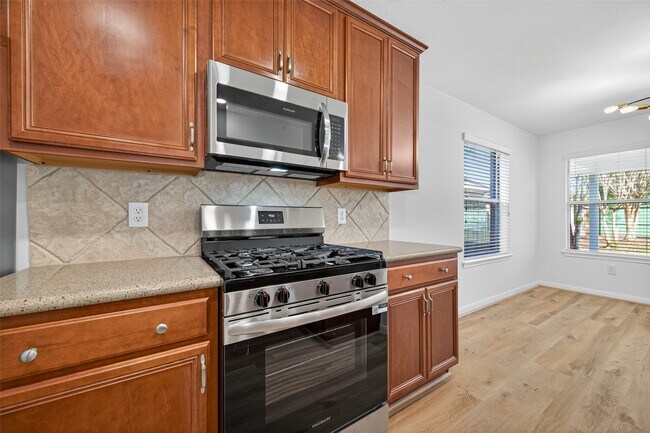 Building Photo - 17422 Bending Post Dr