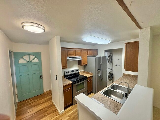 Building Photo - 95-536 Wikao Street, Unit D101
