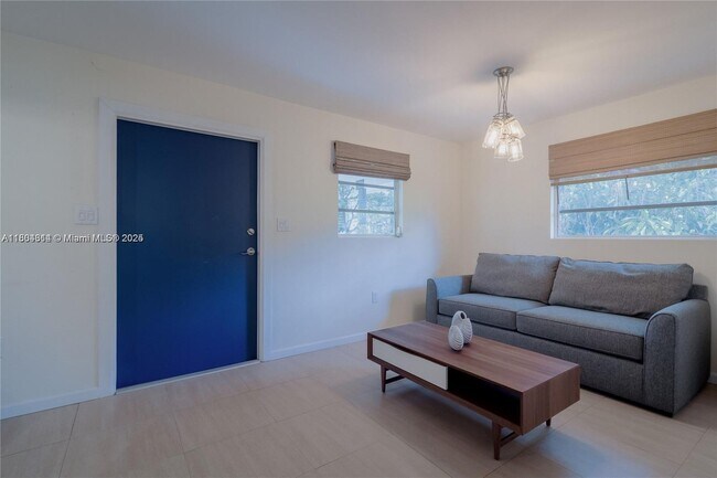 Building Photo - 8500 SW 70th St