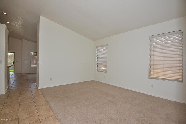 Building Photo - 7472 W Potter Dr