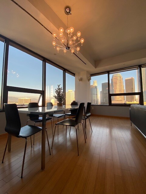 Building Photo - 1100 Wilshire Blvd