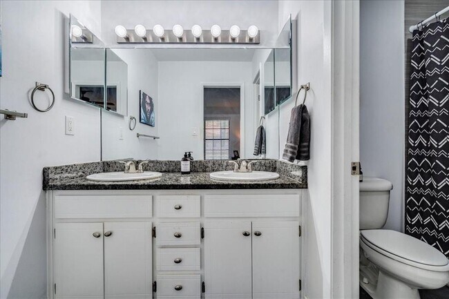 Building Photo - 8518 Fathom Cir