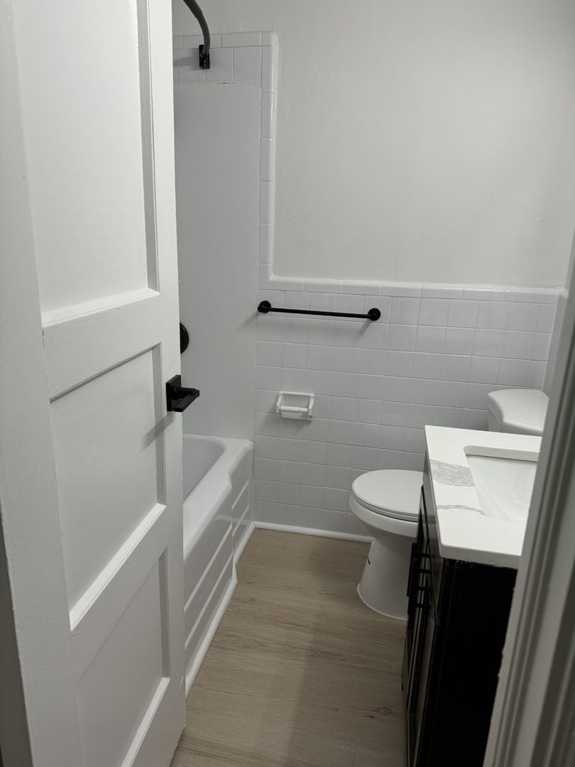 Interior Photo - 111 On East