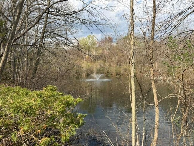 Building Photo - 506 Fox Run Ln