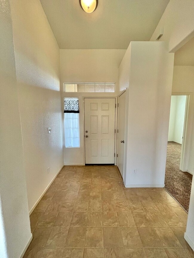 Building Photo - REDUCED!! Large Corner Lot Home with Landscaping included!