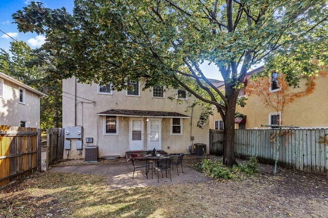 Building Photo - 4416 Lyndale Ave S