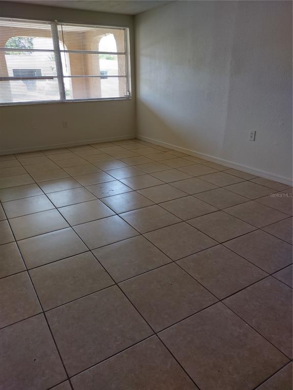 Building Photo - 5620 Andrea Dr