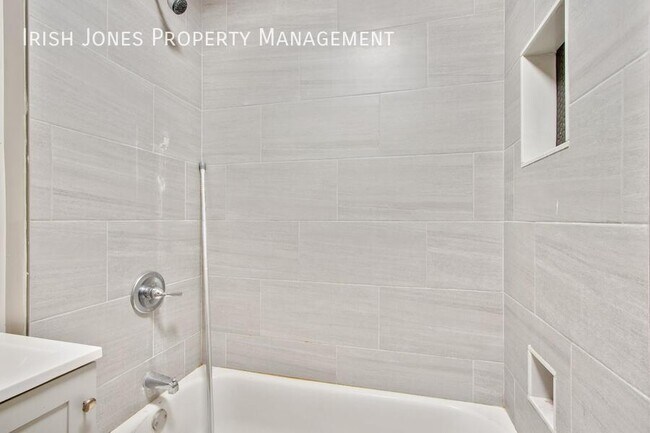 Building Photo - 128 Crowley Ave