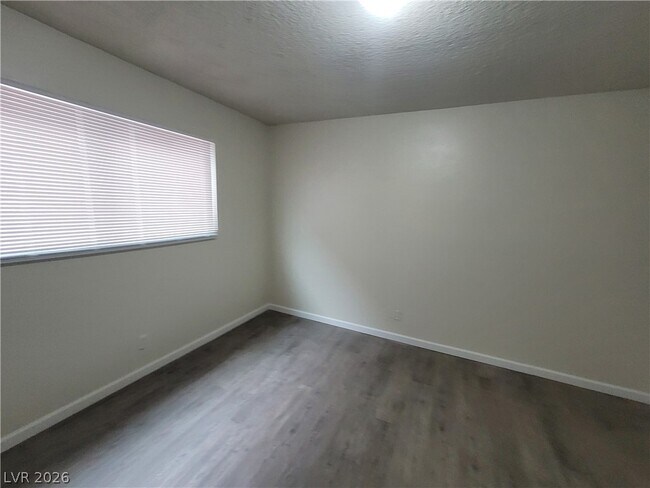 Building Photo - 304 Orland St