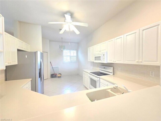 Building Photo - 8068 Sanctuary Dr